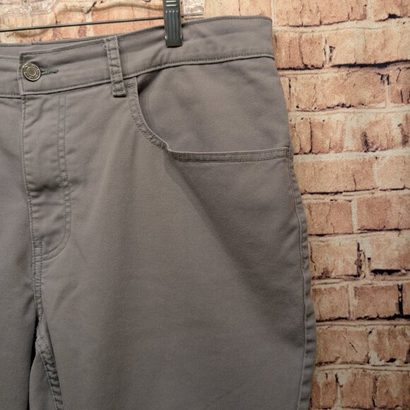 St. John's Bay Temp Flex Gray Pants Size 36X29 - Picture 4 of 13